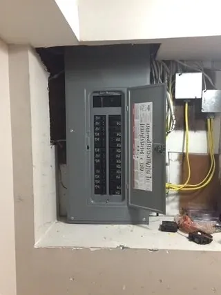 Harris Electric Company photo 10